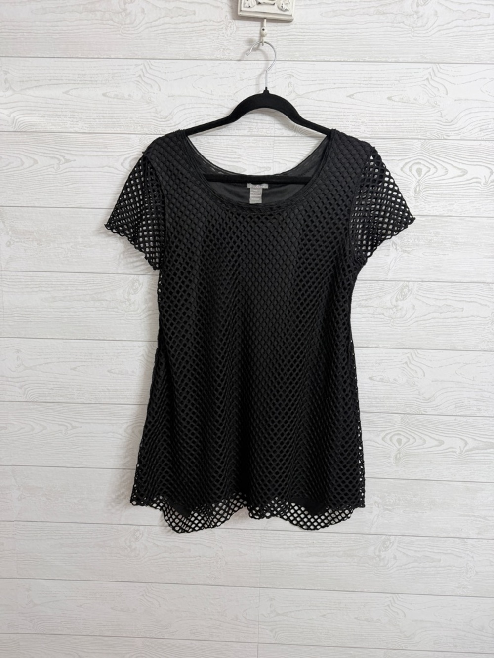 C. Oliver women’s Black Fishnet Tunic Top. Size L